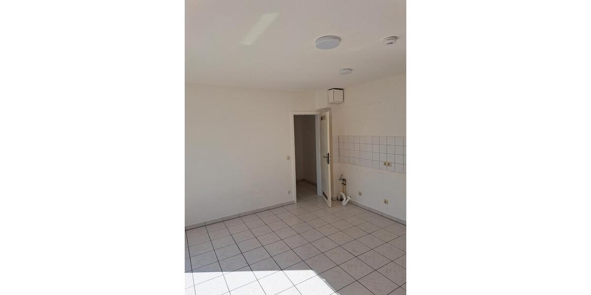 Etagenwohnung Essen Stadtbezirk IV - 1 Zimmer, 26 m&sup2;, 310&euro; | Angebot:26441654
