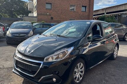Peugeot 208 120.000 km 4.900 &euro; Düsseldorf 40227