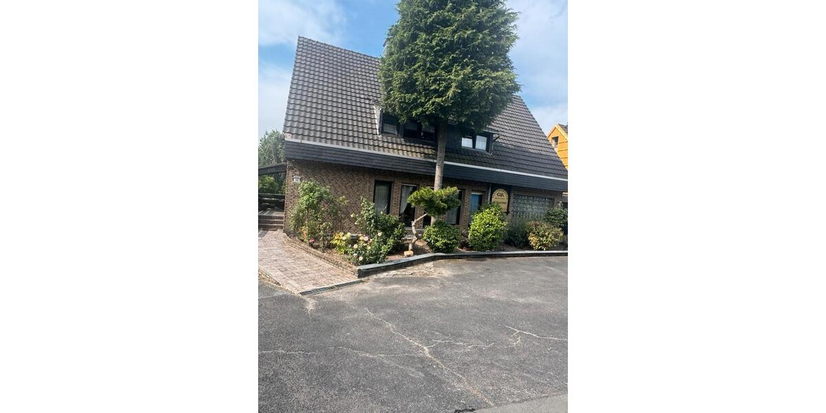 Mehrfamilienhaus, Wohnhaus Langenfeld (Rheinland) - 1.600.000&euro; | Angebot:27096845