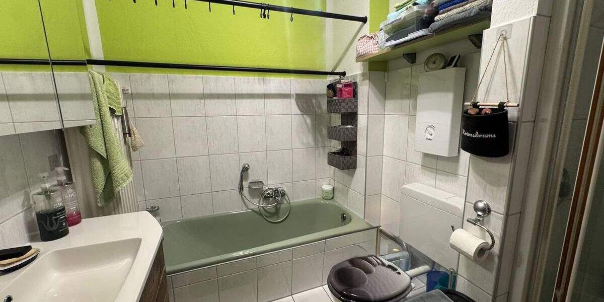 Etagenwohnung Wermelskirchen - 3 Zimmer, 95 m&sup2;, 245.000&euro; | Angebot:25744256