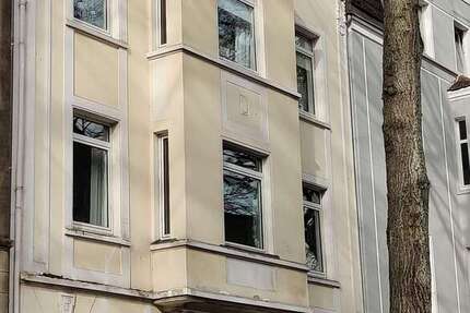 Haus Mülheim an der Ruhr - 9 Zimmer, 240 m&sup2;, 285.000&euro; | Angebot:26642414