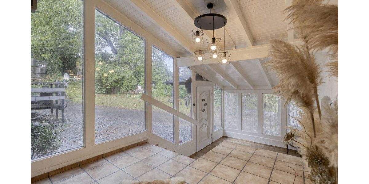 Außergewöhliches Anwesen mit mehreren Häusern mitten in der Natur - Einfamilienhaus Wipperfürth | Angebot:23973687