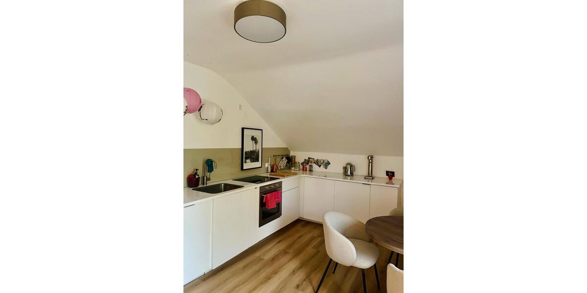 Dachgeschoßwohnung Halver - 2 Zimmer, 75 m&sup2;, 360&euro; | Angebot:26585297