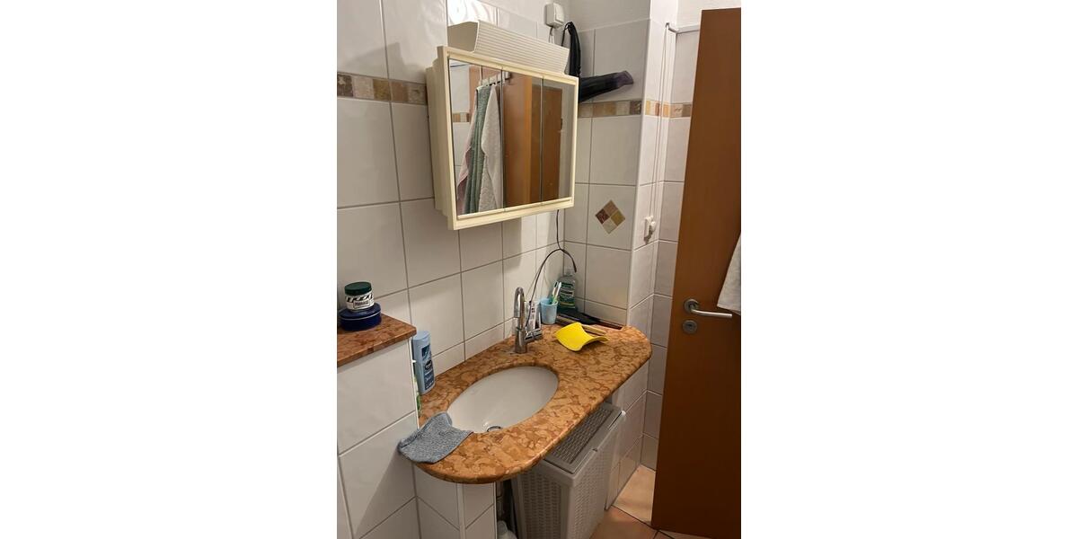 Etagenwohnung Remscheid - 1 Zimmer, 38 m&sup2;, 430&euro; | Angebot:24744783