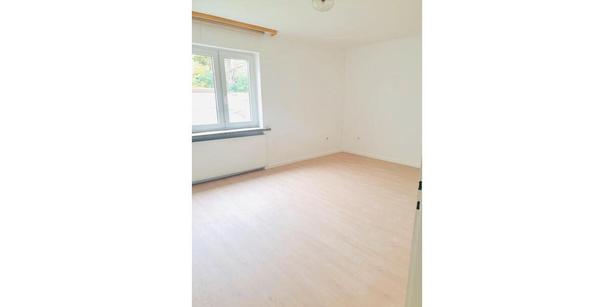 Etagenwohnung Wuppertal Gemarkung Langerfeld - 2 Zimmer, 57 m&sup2;, 530&euro; | Angebot:26042258