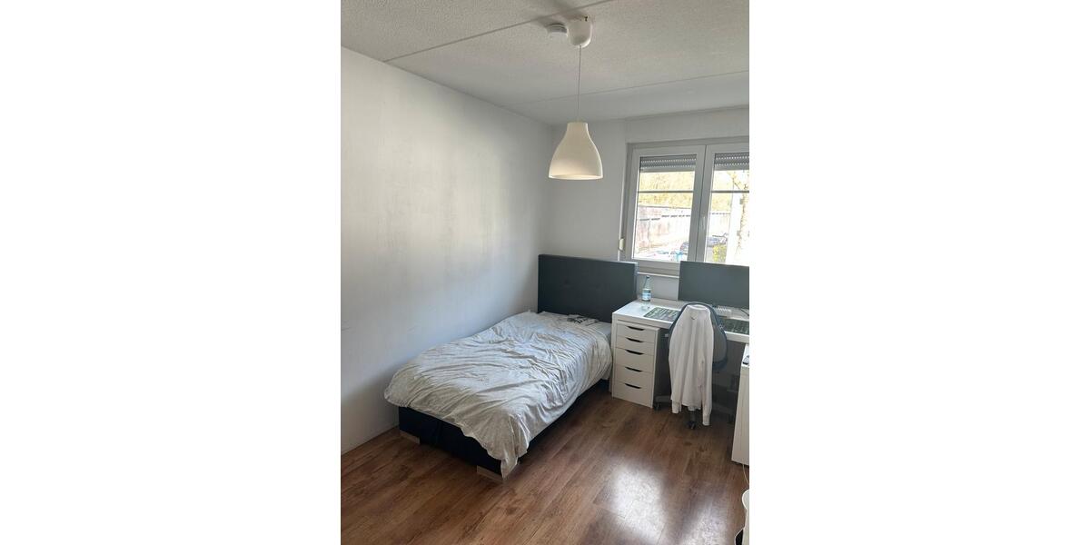 Doppelhaushälfte Gelsenkirchen Rotthausen - 5 Zimmer, 122 m&sup2;, 1.690&euro; | Angebot:25961566
