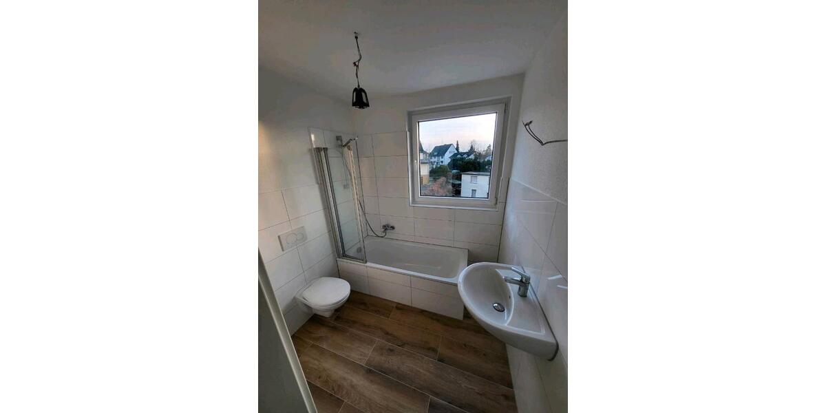 Dachgeschoßwohnung Witten Annen - 2 Zimmer, 55 m&sup2;, 595&euro; | Angebot:25991561