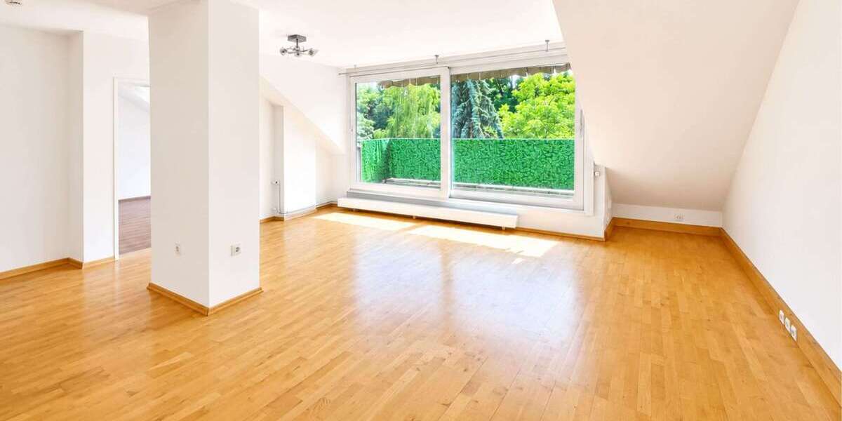 Etagenwohnung Düsseldorf Holthausen - 4.5 Zimmer, 90 m&sup2;, 1.150&euro; | Angebot:27113377