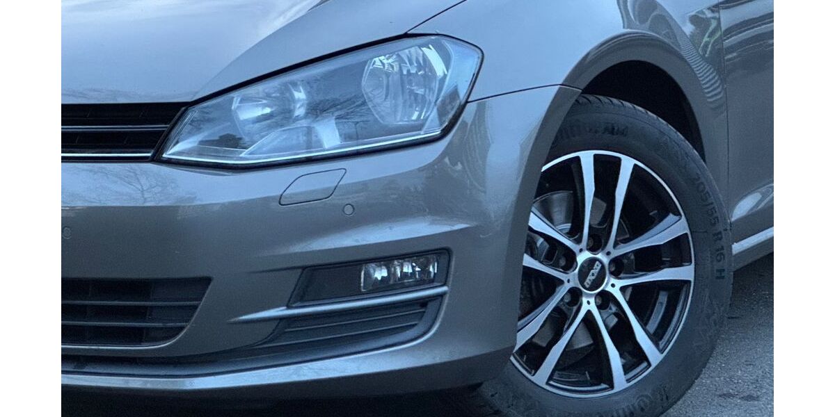 VW Golf 142.750 km 11.900 &euro; Remscheid 42859