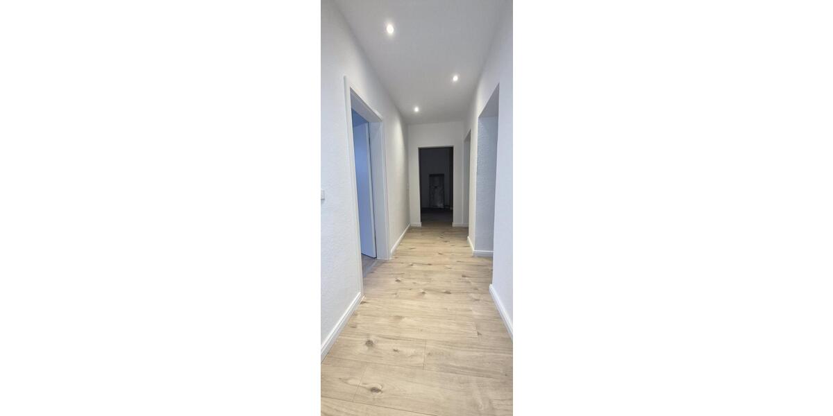 Etagenwohnung Wuppertal Barmen - 2 Zimmer, 80 m&sup2;, 720&euro; | Angebot:25125204