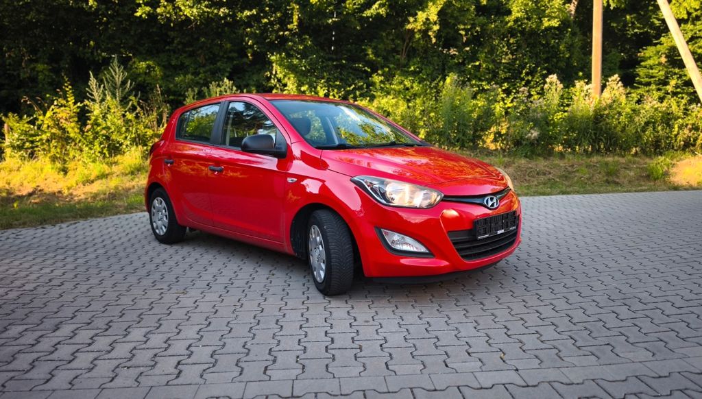 Hyundai i20 162.000 km 3.700 &euro; Wuppertal 42349