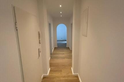 Wohnung Wuppertal Arrenberg - 1 Zimmer, 23 m&sup2;, 330&euro; | Angebot:26532479