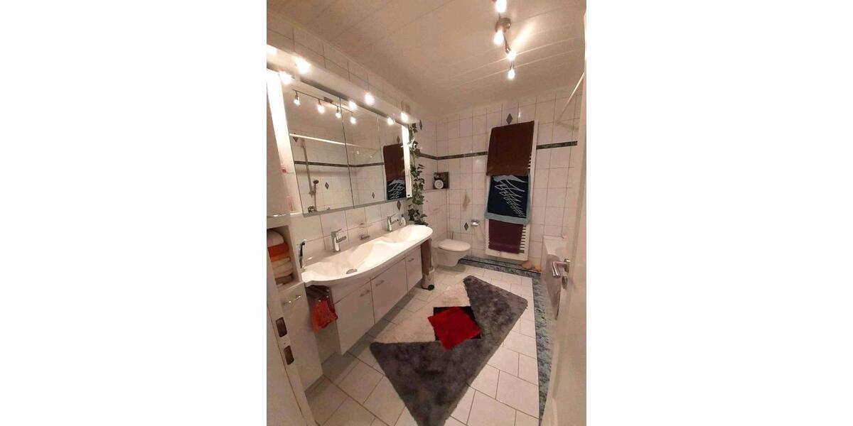Etagenwohnung Essen Stadtbezirk III - 4 Zimmer, 113 m&sup2;, 1.200&euro; | Angebot:26632825