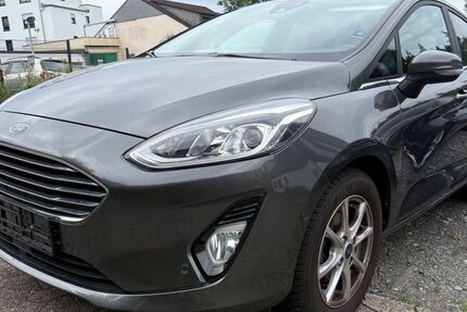 Ford Fiesta 26.660 km 12.990 &euro; Solingen 42653