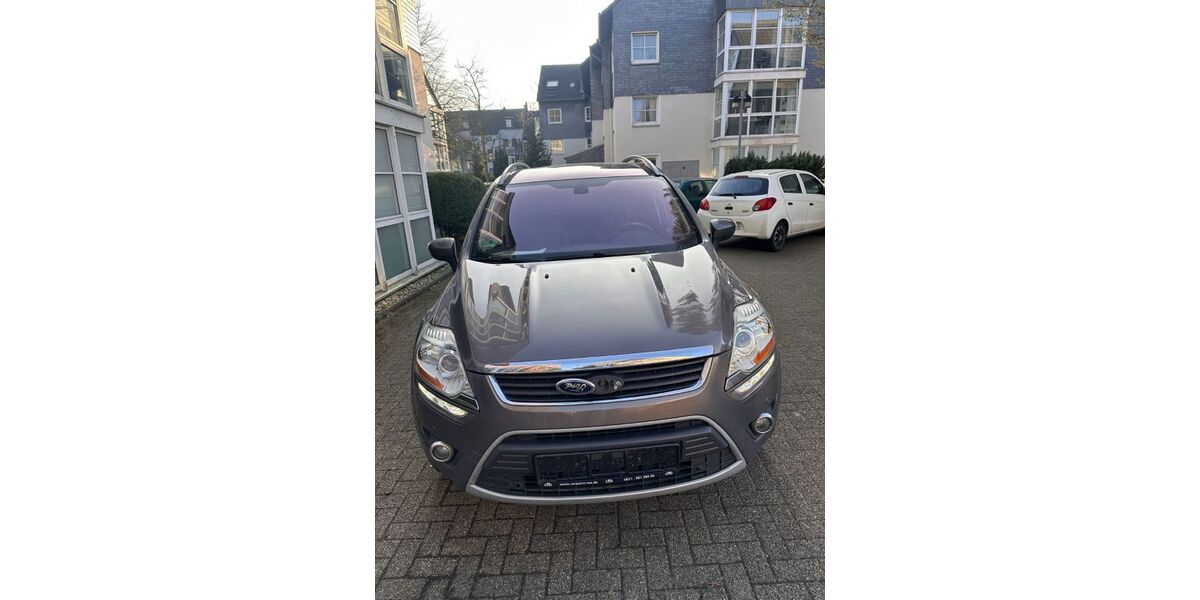 Ford Kuga 147.000 km 8.650 &euro; Gelsenkirchen 45891