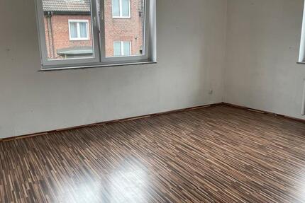 Wohnung Gelsenkirchen Gelsenkirchen-Mitte - 3 Zimmer, 85 m&sup2;, 600&euro; | Angebot:26034970