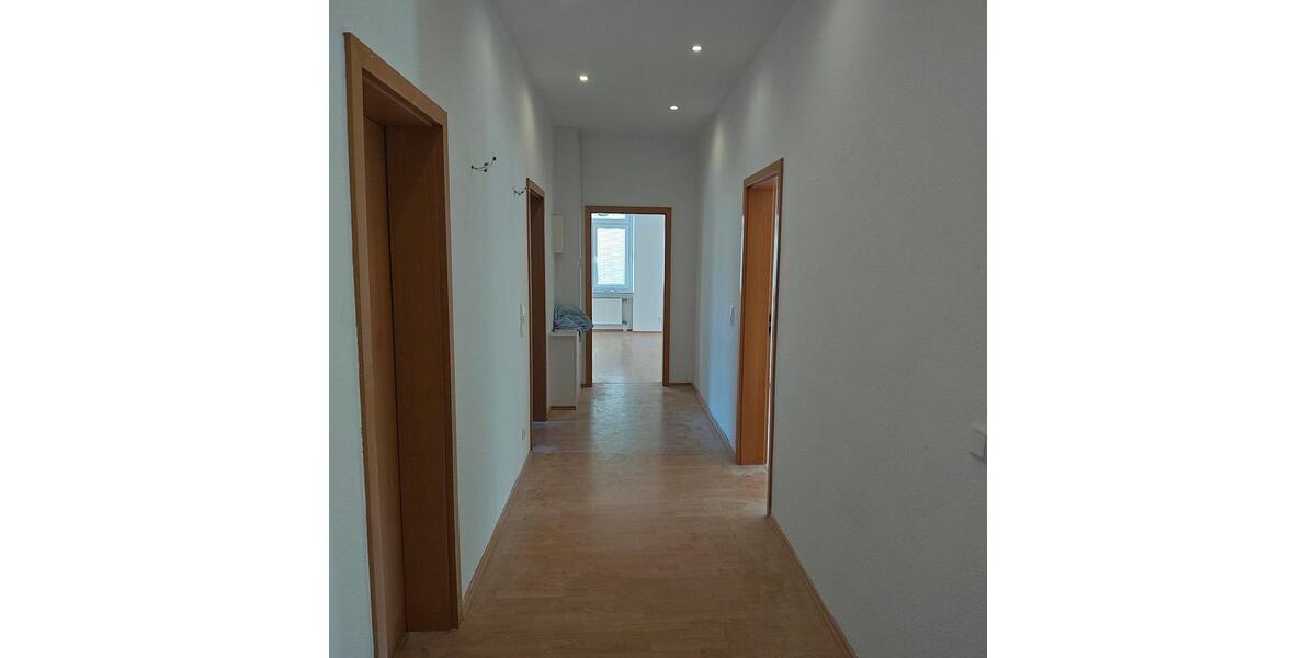 Erdgeschoßwohnung Breckerfeld - 4 Zimmer, 130 m&sup2;, 1.330&euro; | Angebot:24851478