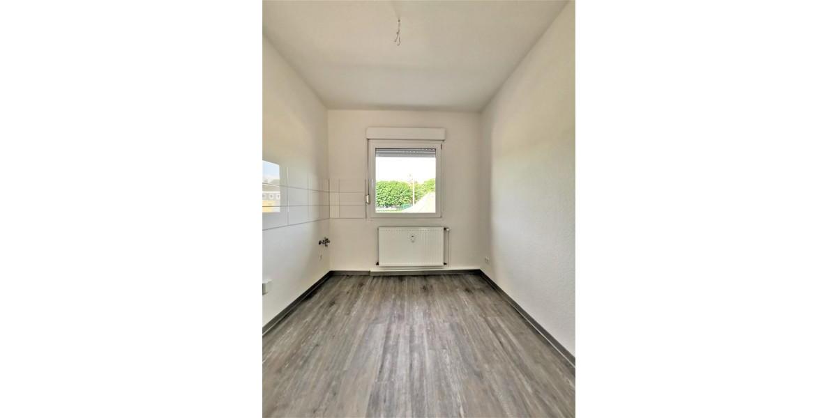 Etagenwohnung Wuppertal Gemarkung Langerfeld - 4 Zimmer, 97 m&sup2;, 825&euro; | Angebot:25974824