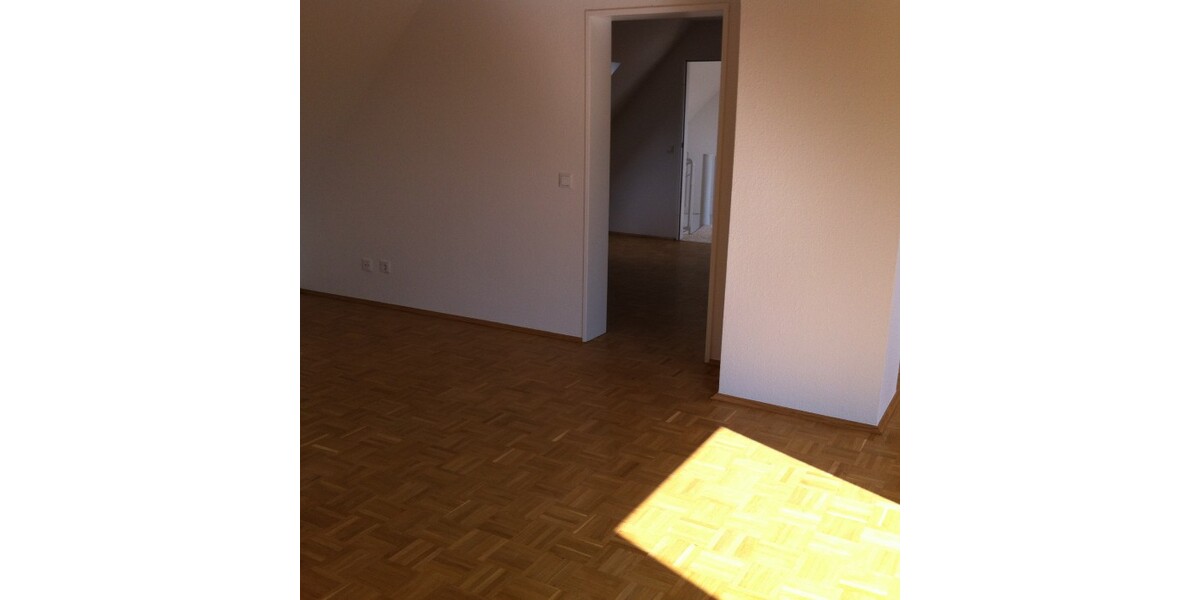 Essen-Frohnhausen 4,5 Zimmer - 120qm Maisonettewohnung mit modernem Bad - modernisiert - Penthouse - Maisonettenwohnung Essen Stadtbezirk III | Angebot:26490993