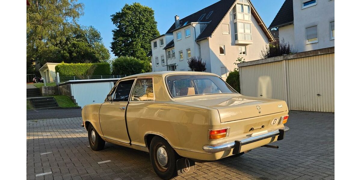 Opel Kadett 41.400 km 2.700 &euro; Burscheid 51399