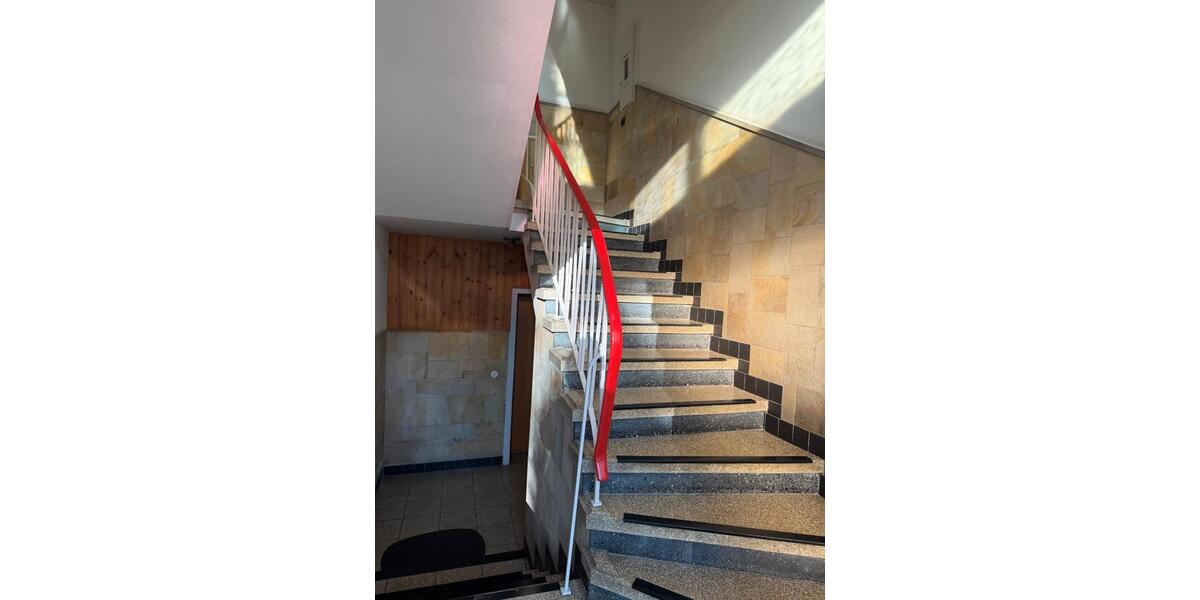 Dachgeschoßwohnung Gelsenkirchen Gelsenkirchen-Mitte - 1.5 Zimmer, 31 m&sup2;, 300&euro; | Angebot:26539748