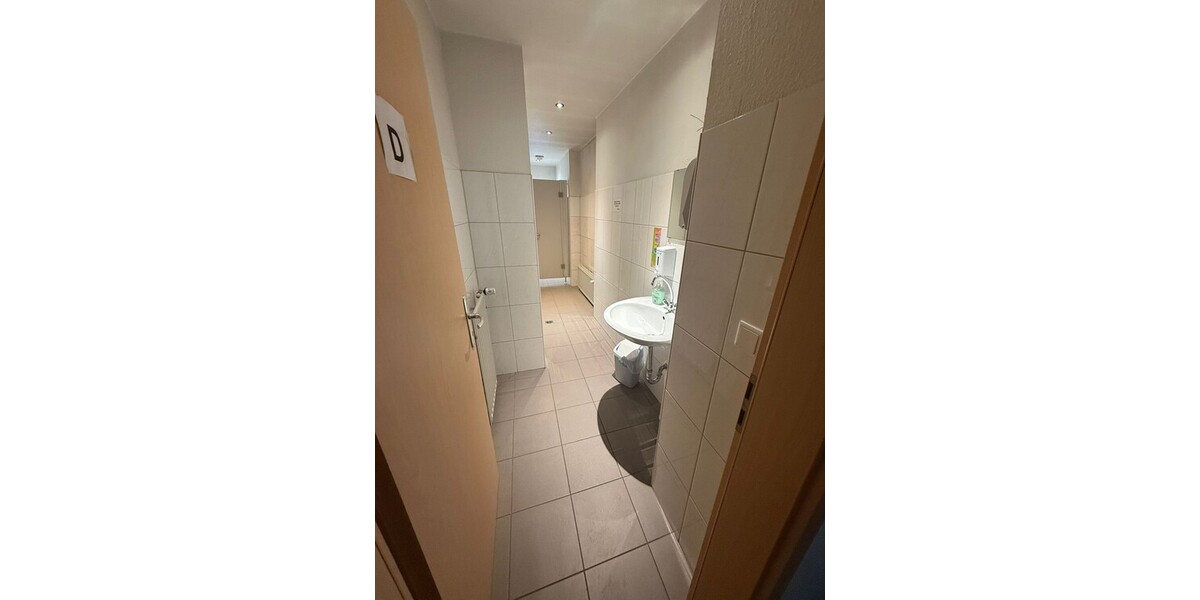 Vielseitige Gewerbefläche in Bochum – 123 m², Stellplätze & flexible Nutzung - Gewerbeobjekt Bochum / Laer Laer | Angebot:26059447