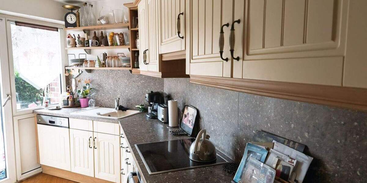 Etagenwohnung Düsseldorf Rath - 3 Zimmer, 88 m&sup2;, 359.000&euro; | Angebot:25691147