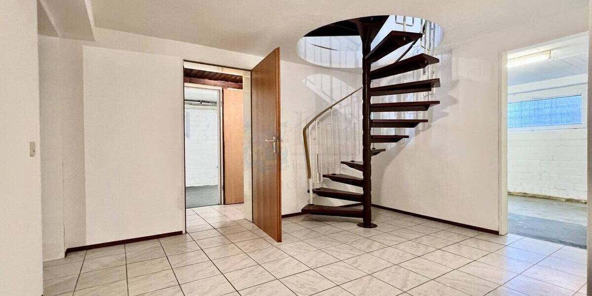 Etagenwohnung Essen Burgaltendorf - 6 Zimmer, 197 m&sup2;, 570.000&euro; | Angebot:26053311