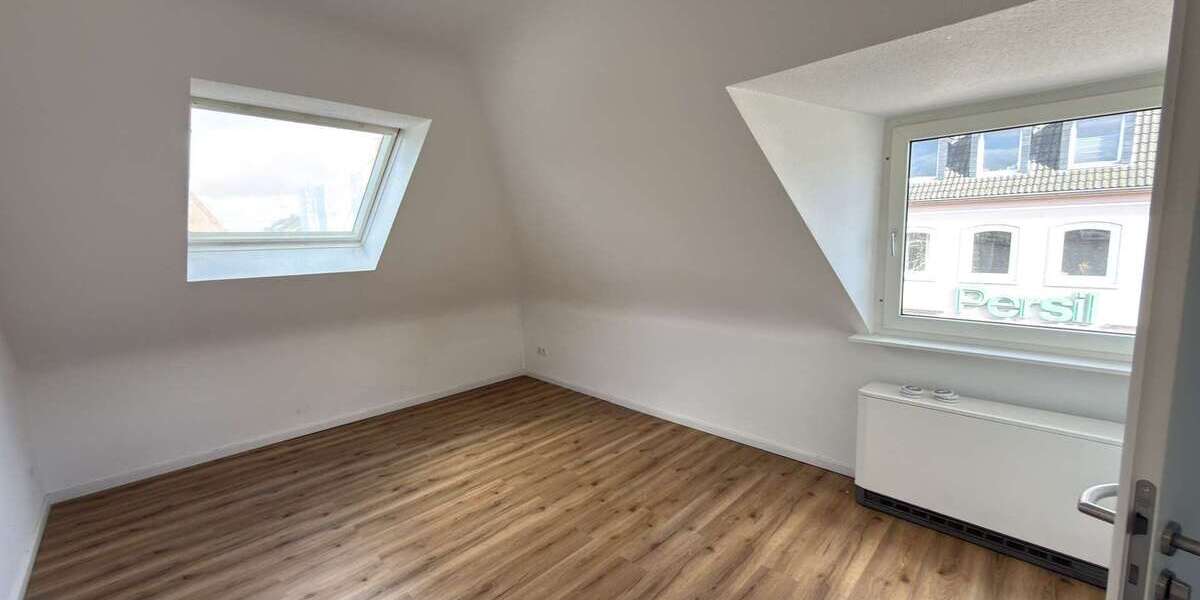 Etagenwohnung Düsseldorf - 1 Zimmer, 28 m&sup2;, 675&euro; | Angebot:26663336
