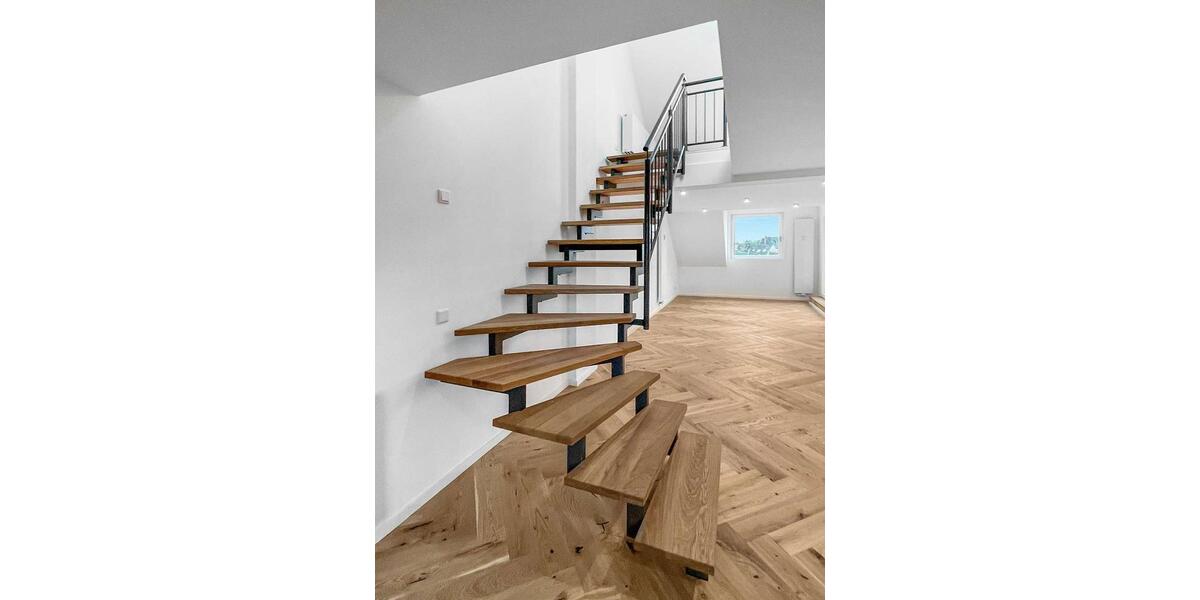 Maisonettenwohnung Düsseldorf Pempelfort - 3.5 Zimmer, 105 m&sup2;, 2.650&euro; | Angebot:25903355