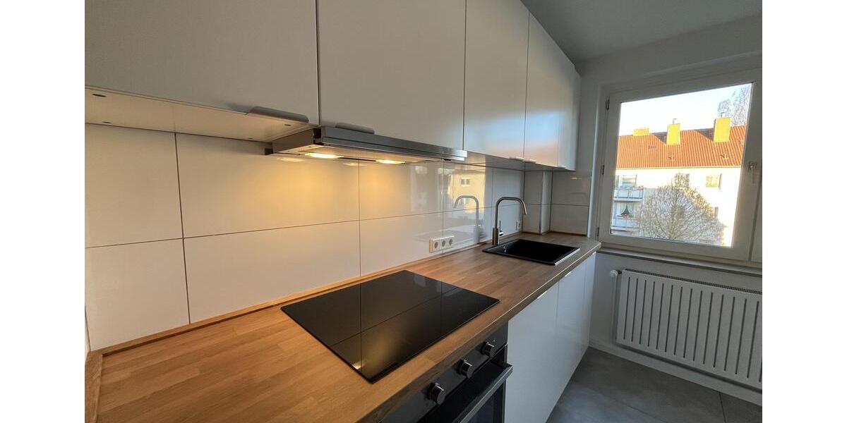 Etagenwohnung Düsseldorf Stadtbezirk 9 - 2 Zimmer, 59 m&sup2;, 1.050&euro; | Angebot:25391530