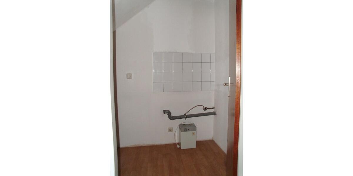 Dachgeschoßwohnung Düsseldorf Stadtbezirk 9 - 2 Zimmer, 38 m&sup2;, 139.000&euro; | Angebot:25899904