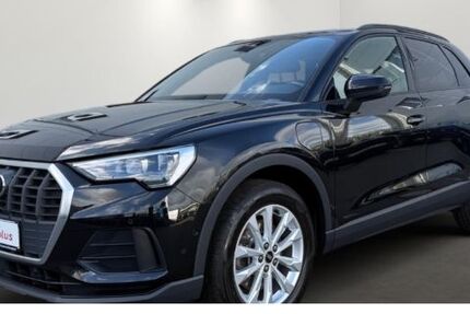 Audi Q3 91.383 km 26.900 &euro; Düsseldorf 40233
