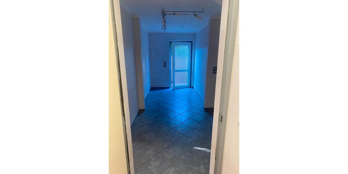 Etagenwohnung Odenthal - 3 Zimmer, 80 m&sup2;, 1.000&euro; | Angebot:25892871