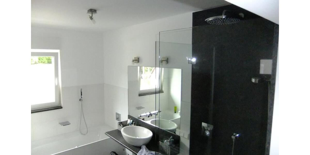 Etagenwohnung Hückeswagen - 5 Zimmer, 380.000&euro; | Angebot:21343113