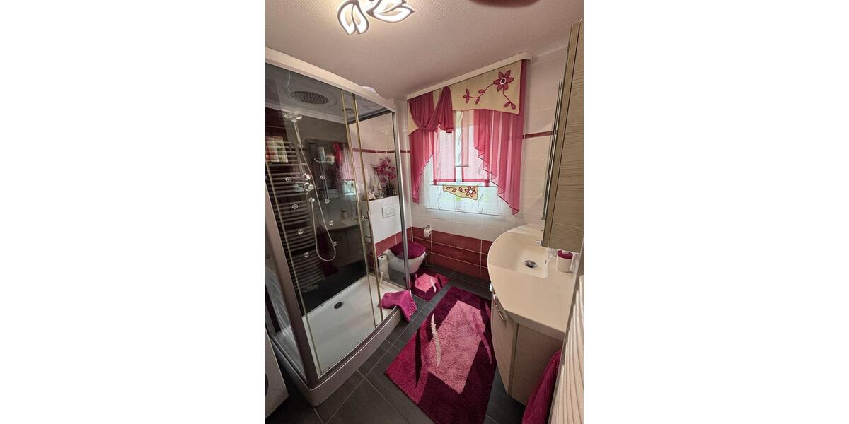 Erdgeschoßwohnung Wermelskirchen - 3 Zimmer, 78 m&sup2;, 240.000&euro; | Angebot:26614300