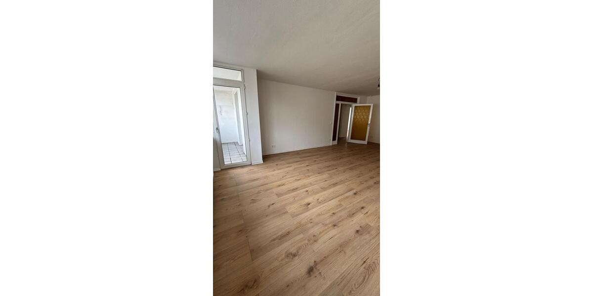 Etagenwohnung Essen Südviertel - 3 Zimmer, 85 m&sup2;, 956&euro; | Angebot:25723919