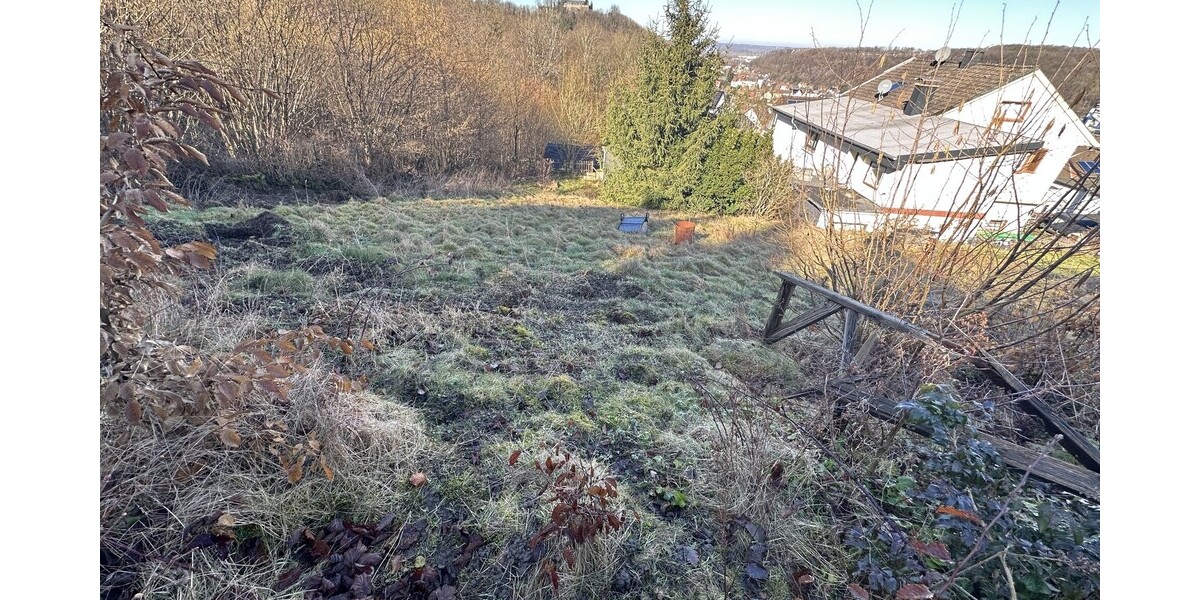 Grundstück mit Blick auf das Schloss Hohenlimburg - Grundstück Hagen / Hohenlimburg Hohenlimburg | Angebot:25265996