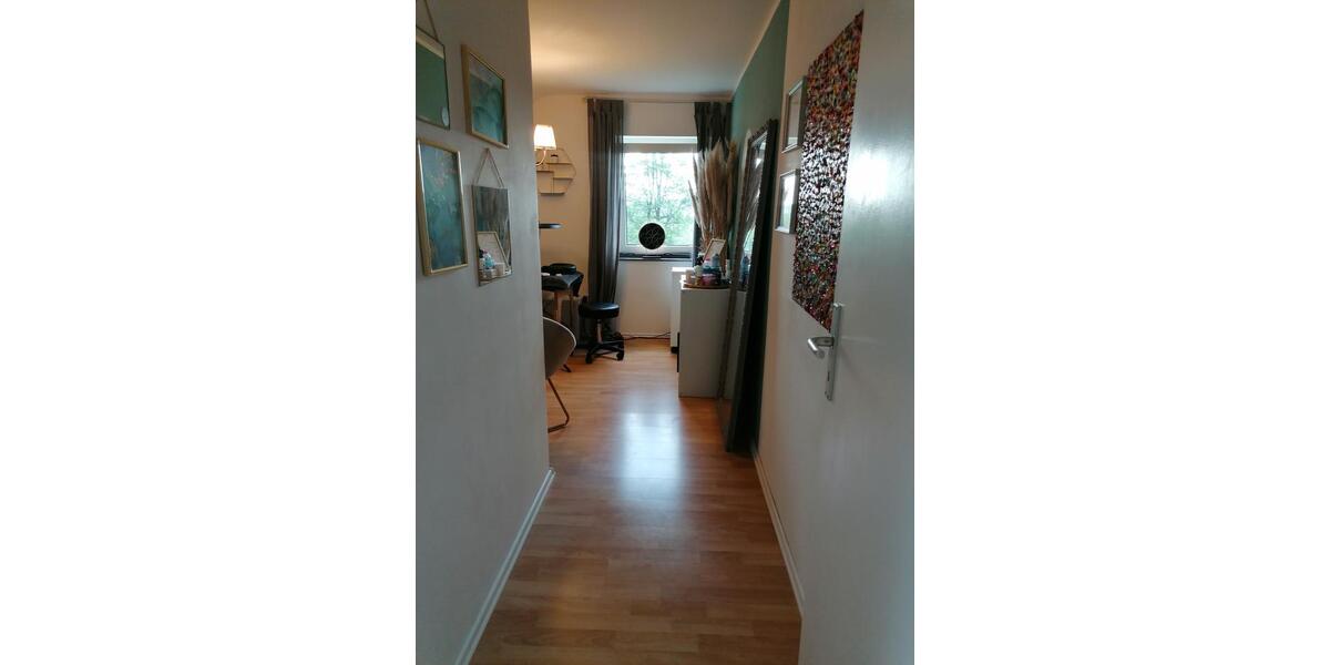 Dachgeschoßwohnung Wermelskirchen - 2 Zimmer, 76 m&sup2;, 800&euro; | Angebot:26512679