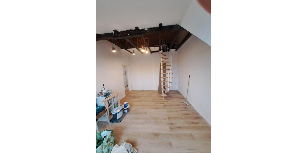 Dachgeschoßwohnung Essen Stadtbezirk IV - 2 Zimmer, 59 m&sup2;, 620&euro; | Angebot:26021462