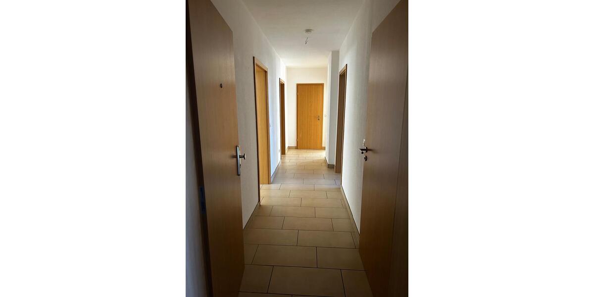 Erdgeschoßwohnung Remscheid - 3 Zimmer, 75 m&sup2;, 720&euro; | Angebot:26611398