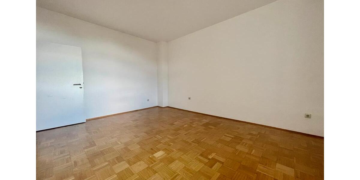 Etagenwohnung Bochum - 3 Zimmer, 98 m&sup2;, 800&euro; | Angebot:26619404