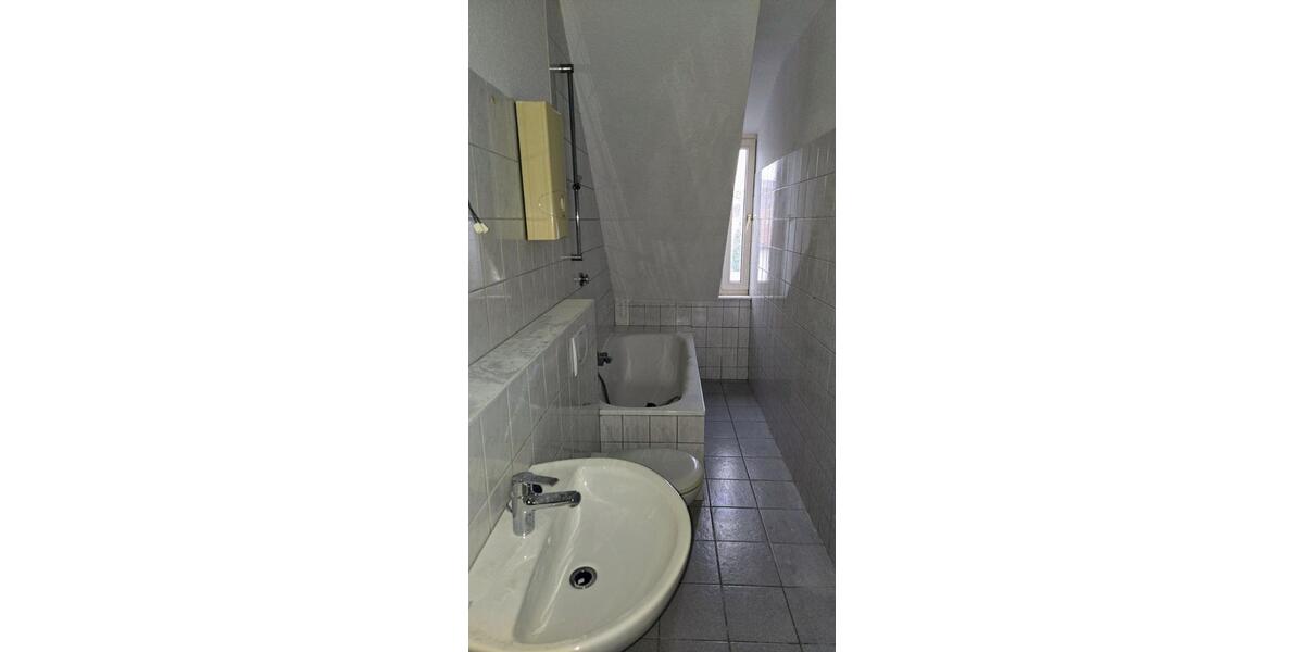 Etagenwohnung Wuppertal Barmen - 4 Zimmer, 102 m&sup2;, 858&euro; | Angebot:25366763