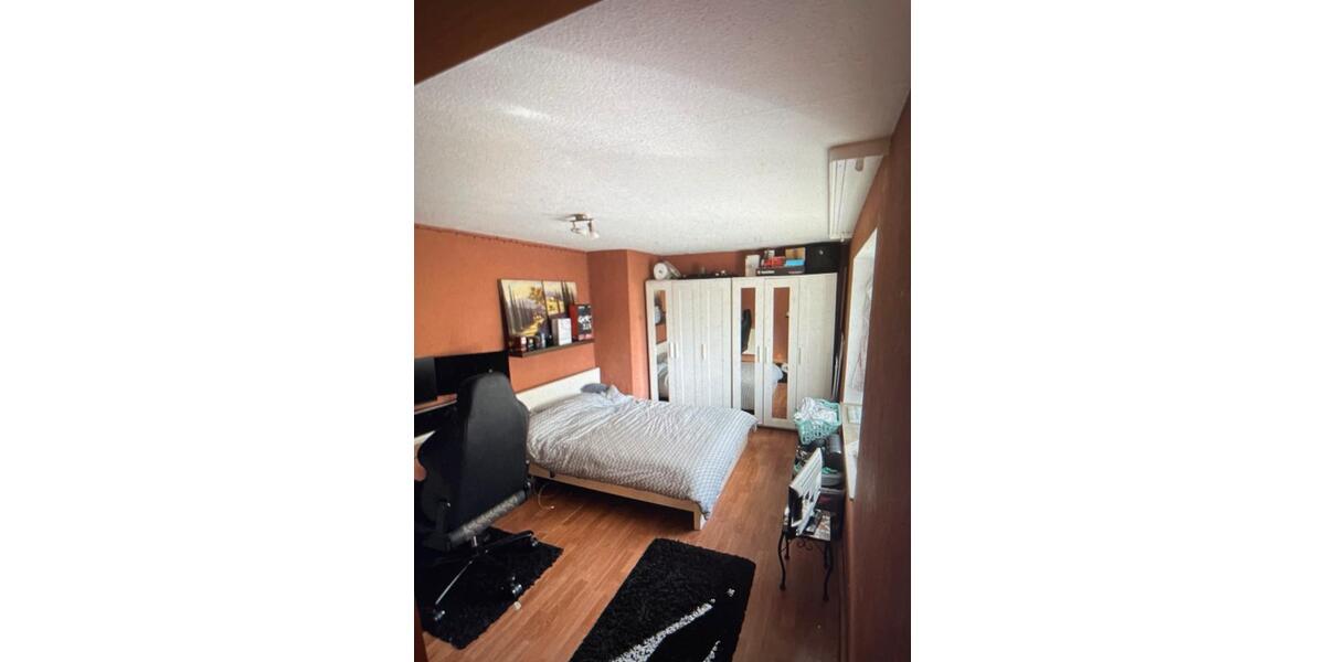 Mehrfamilienhaus, Wohnhaus Radevormwald - 6 Zimmer, 155 m&sup2;, 189.000&euro; | Angebot:26504735