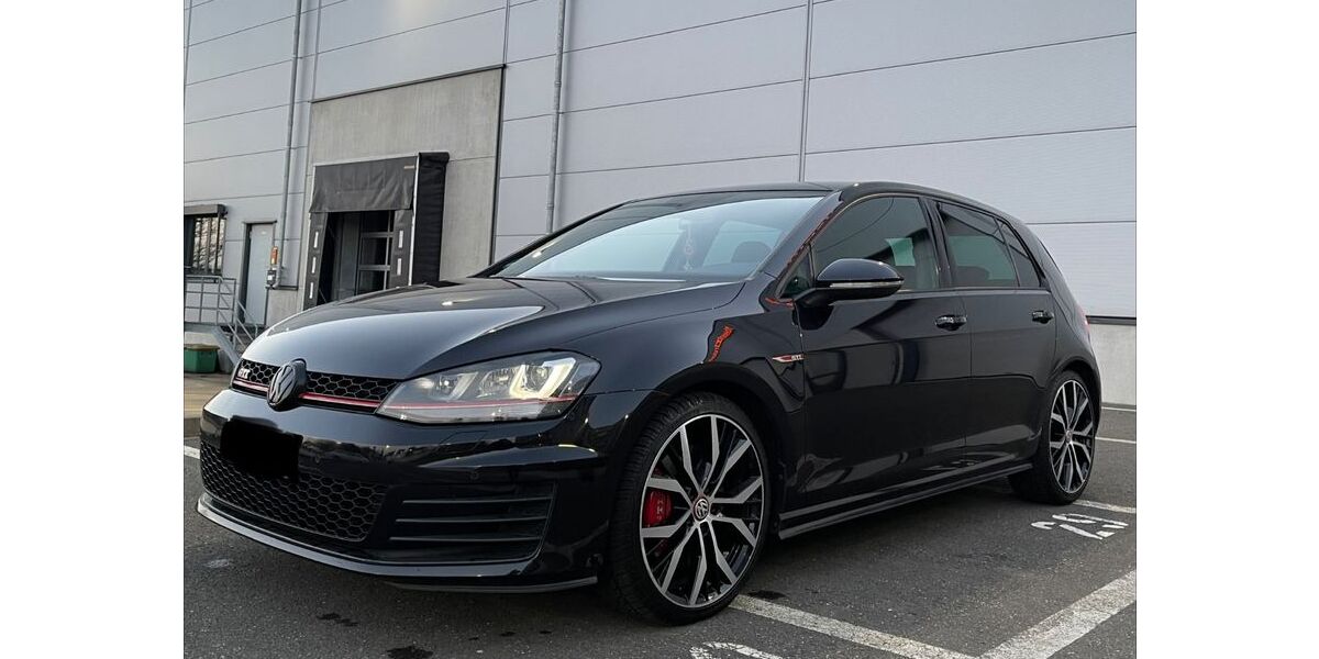 VW Golf 125.467 km 15.500 &euro; Remscheid 42899