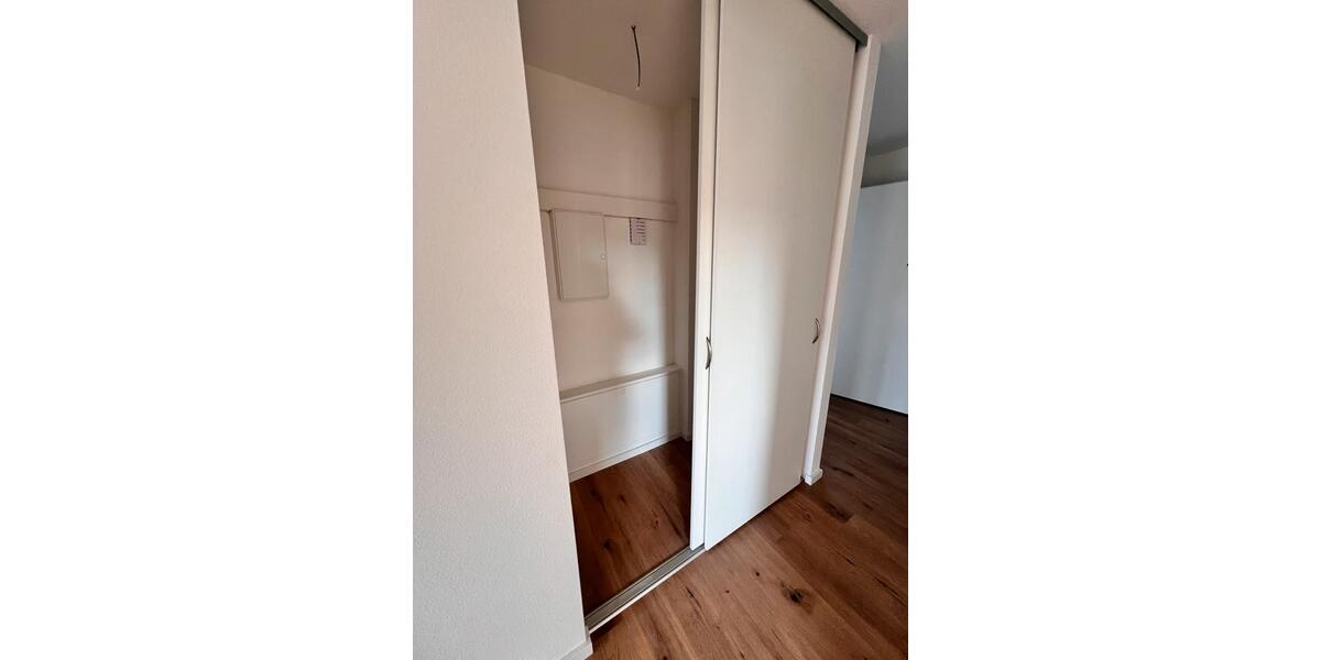 Etagenwohnung Radevormwald - 3 Zimmer, 87 m&sup2;, 1.405&euro; | Angebot:25963714