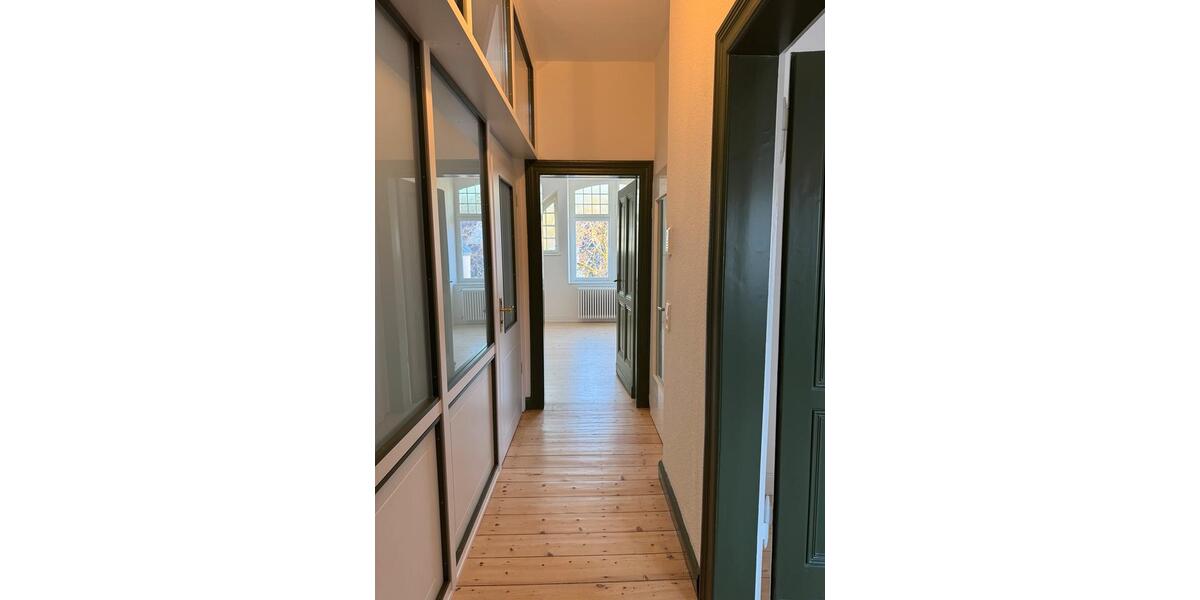 Etagenwohnung Wuppertal Arrenberg - 3.5 Zimmer, 109 m&sup2;, 1.350&euro; | Angebot:26605400