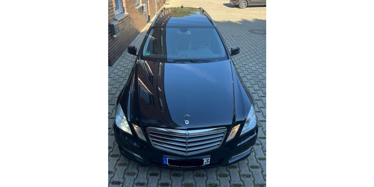 Mercedes-Benz E 220 238.700 km 9.900 &euro; Remscheid 42853