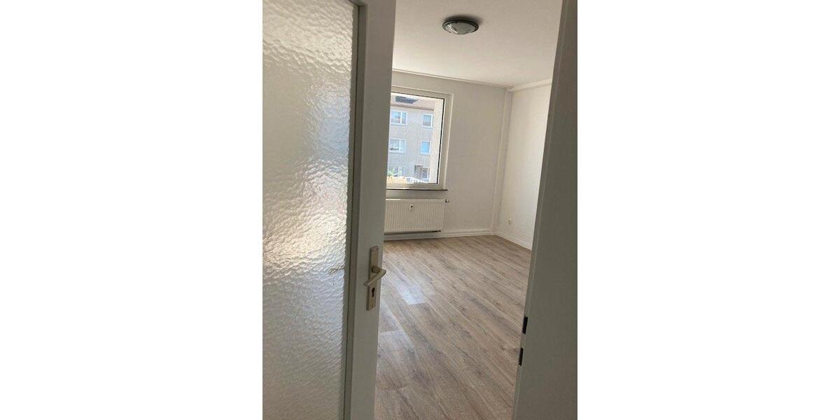 Etagenwohnung Essen Stadtkern - 2 Zimmer, 46 m&sup2;, 500&euro; | Angebot:26626179