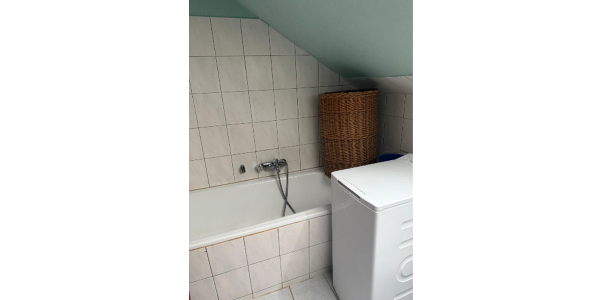 Etagenwohnung Velbert Pöthen - 7 Zimmer, 158 m&sup2;, 349.000&euro; | Angebot:25175195